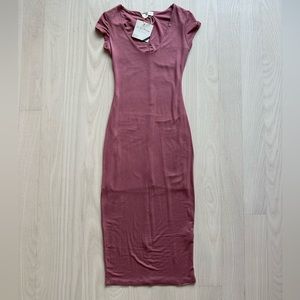 NWT mauve cap sleeve jersey knit bodycon midi